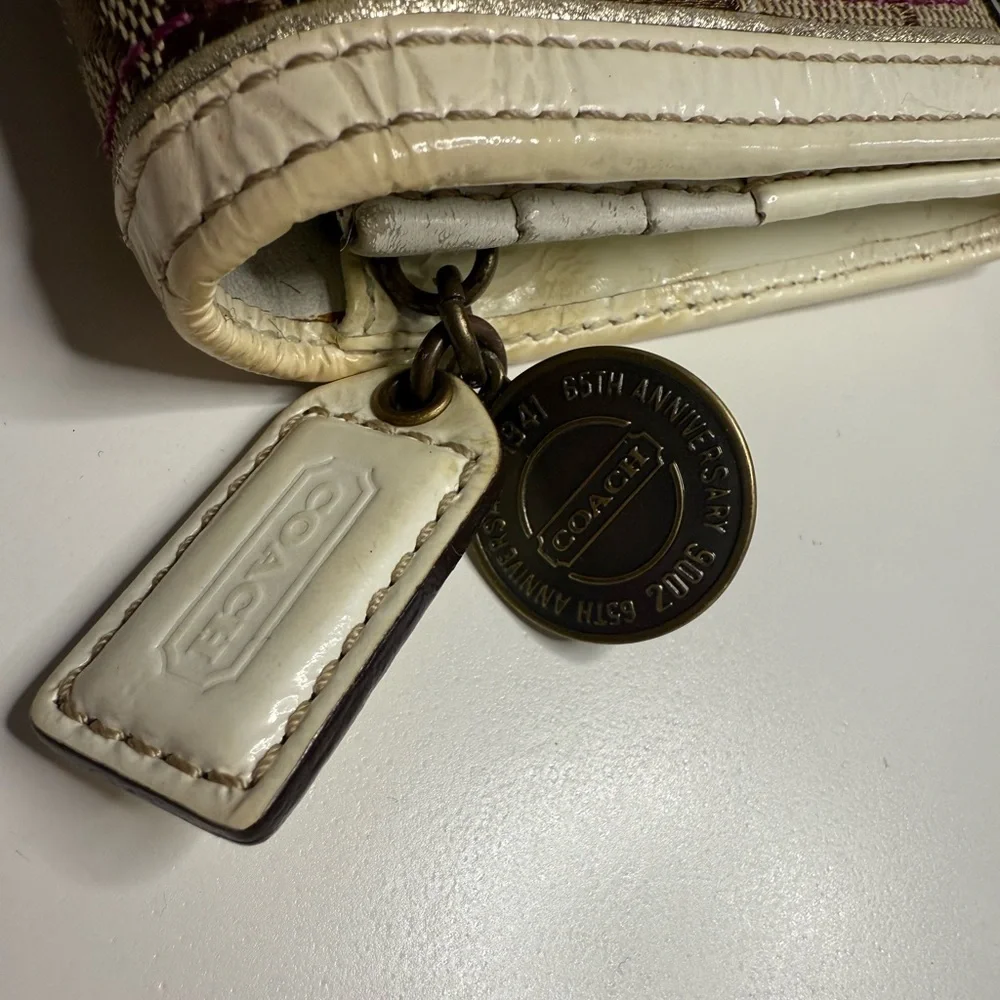 Coach Signature Patchwork Jacquard 65th Anniversary Trifold Wallet White Leather - Picture 3 of 15